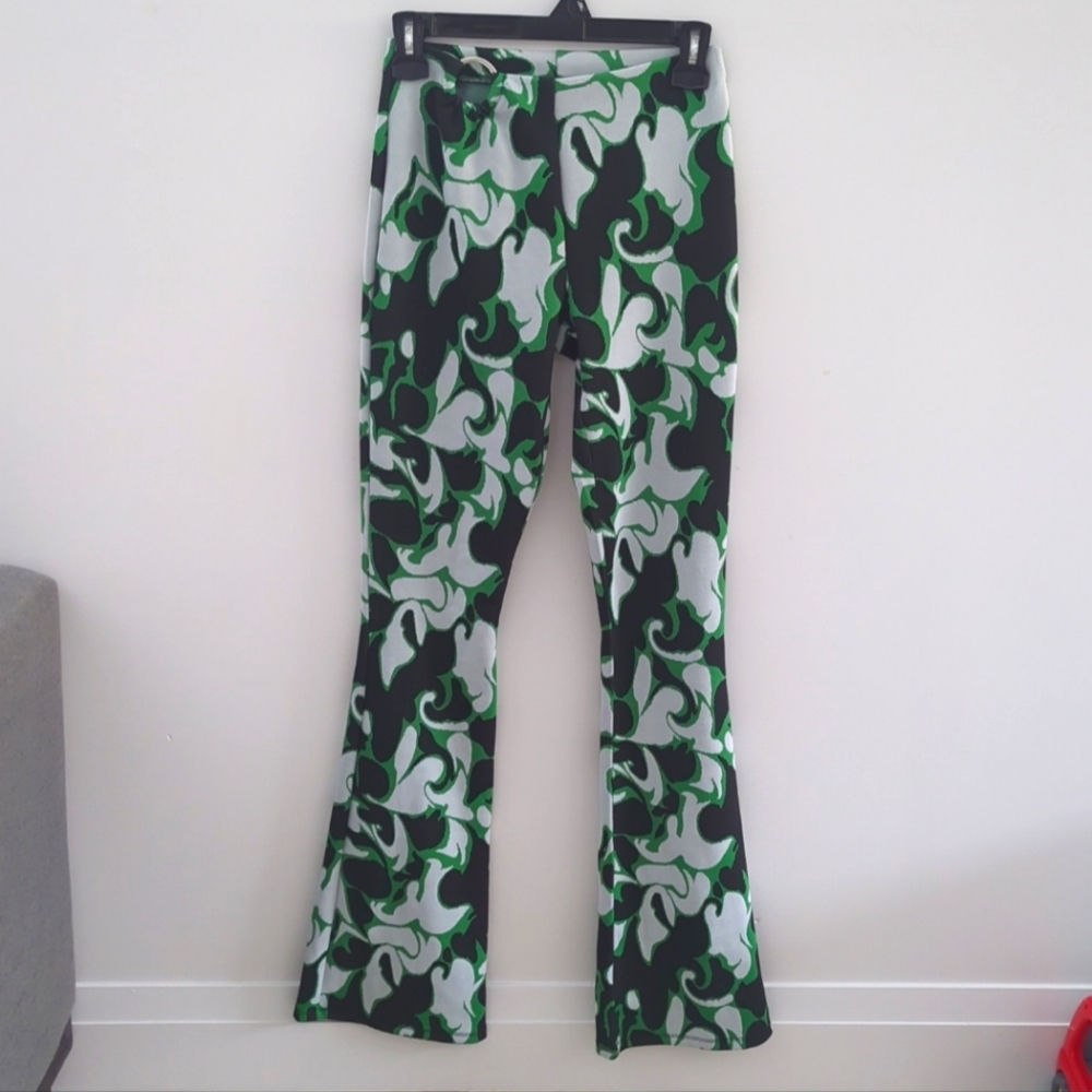 Zara Black, Green & White Printed Flared Pants